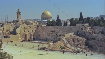 003-11 19800815 Jerusalem - Western Wall and Temple Mount